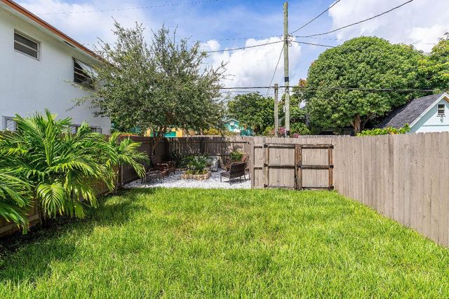 409 S M Street, Lake Worth Beach, FL 33460