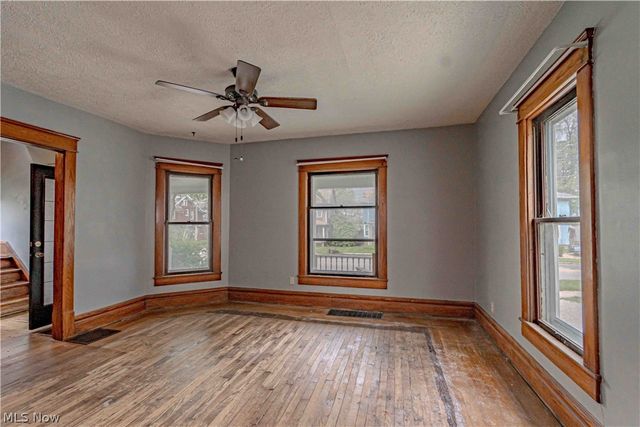 389 High Street, Wadsworth, OH 44281