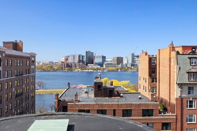 295 Beacon 32, Boston, MA 02116