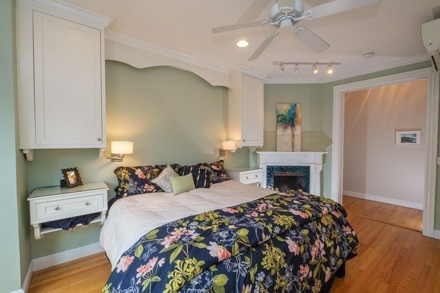 295 Beacon 32, Boston, MA 02116