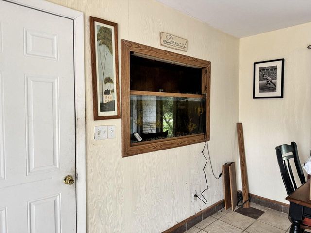 8665 Hawthorne ROAD, Milwaukee, WI 53217