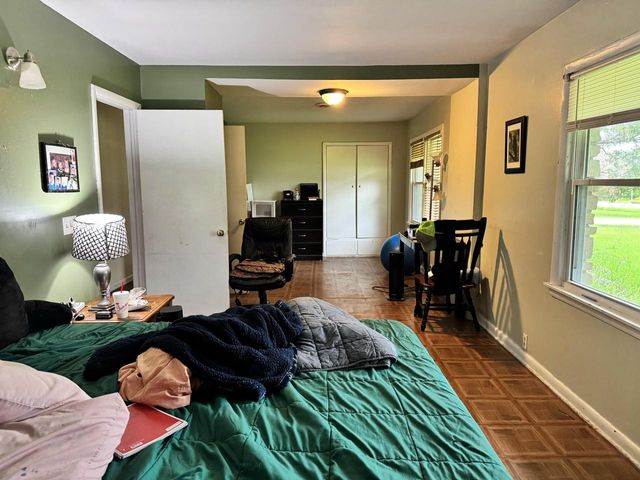 8665 Hawthorne ROAD, Milwaukee, WI 53217