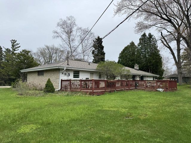 8665 Hawthorne ROAD, Milwaukee, WI 53217
