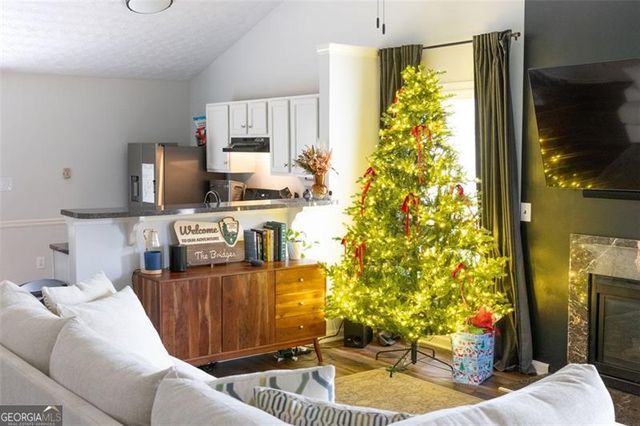 1311 PINE ACRE Drive, Sugar Hill, GA 30518