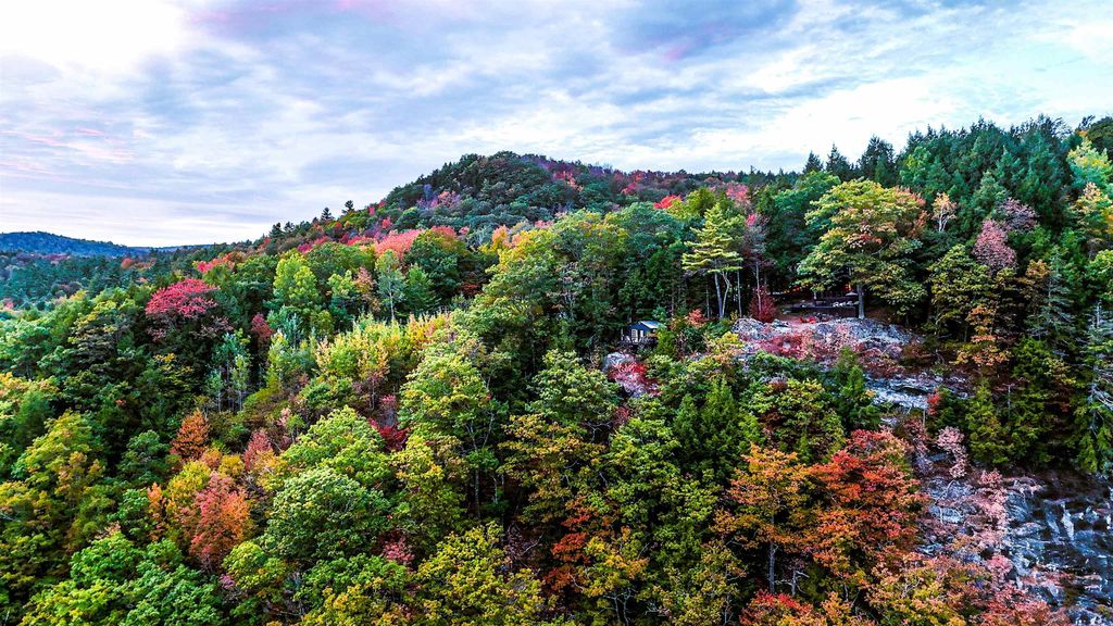 544 Vulture Mountain Road, Stockbridge, VT 05772