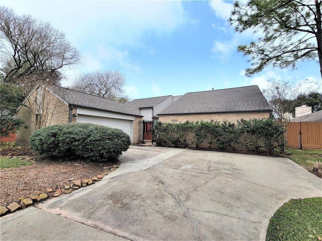 13122 Waldemere Drive, Houston, TX 77077