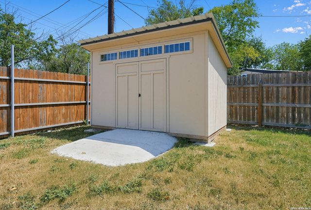5415 HAVENCREST DR, San Antonio, TX 78242