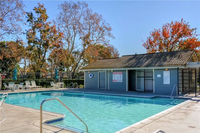 3736 Oak Creek, Ontario, CA 91761