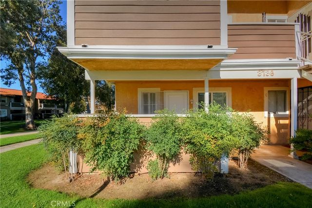 3736 Oak Creek, Ontario, CA 91761