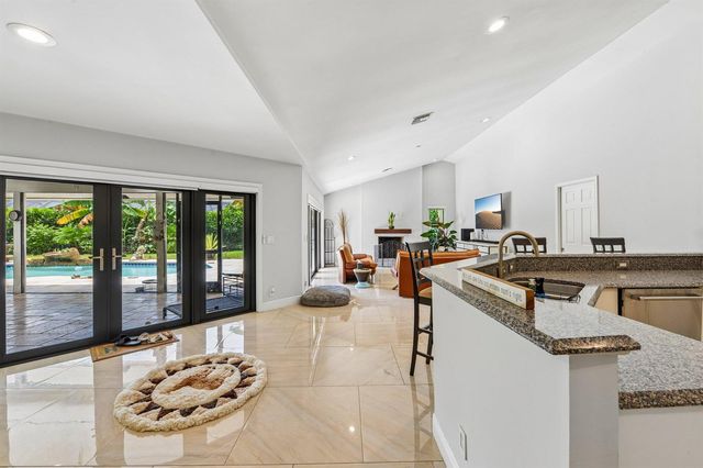 3090 Equestrian Drive, Boca Raton, FL 33434
