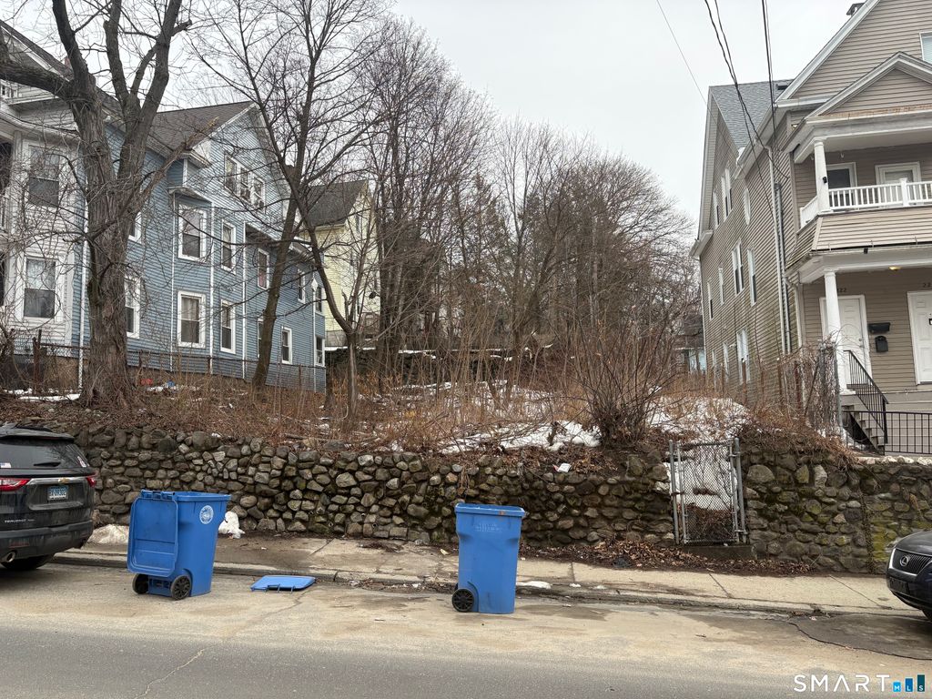 226 Willow Street, Waterbury, CT 06710