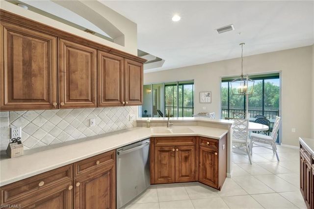 10060 Valiant CT 202, Miromar Lakes, FL 33913