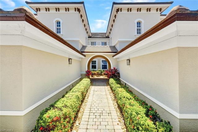 10060 Valiant CT 202, Miromar Lakes, FL 33913