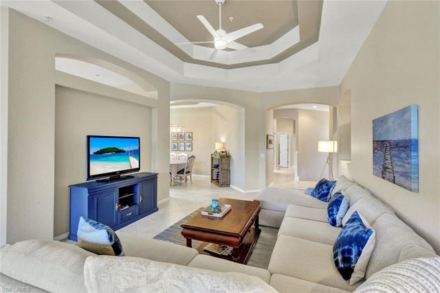 10060 Valiant CT 202, Miromar Lakes, FL 33913
