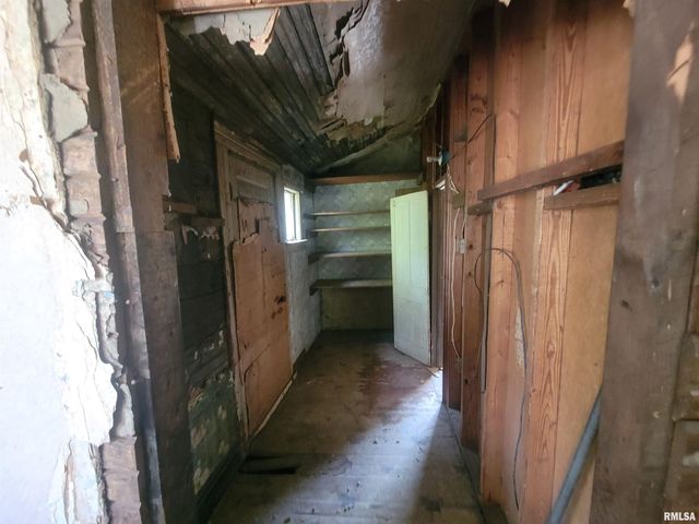 600 S 25TH Street, Herrin, IL 62948