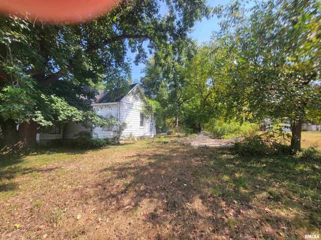 600 S 25TH Street, Herrin, IL 62948