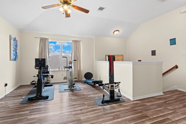 10404 Lake Brook Drive, Fort Worth, TX 76053