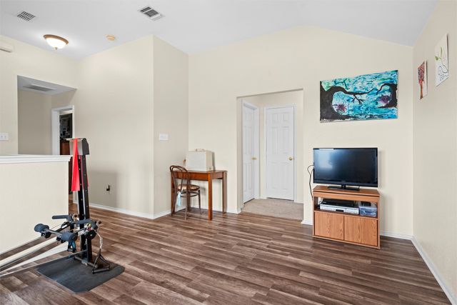 10404 Lake Brook Drive, Fort Worth, TX 76053