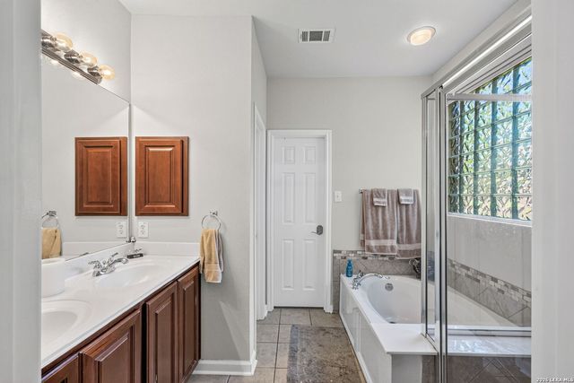 26002 ROCKY PLNS, San Antonio, TX 78260