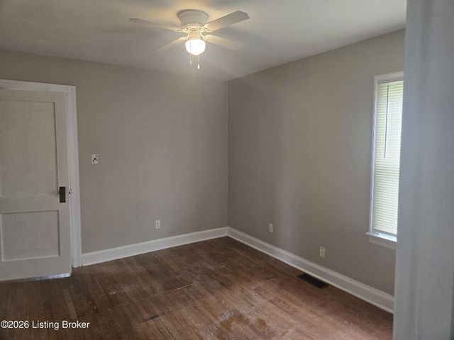 1515 Huntoon Ave, Louisville, KY 40215