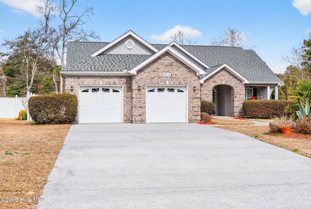 9116 Oak Ridge Plantation Drive SW, Calabash, NC 28467