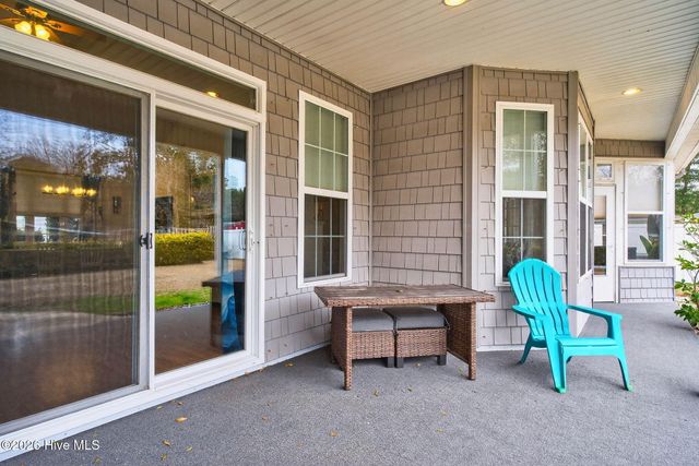 9116 Oak Ridge Plantation Drive SW, Calabash, NC 28467