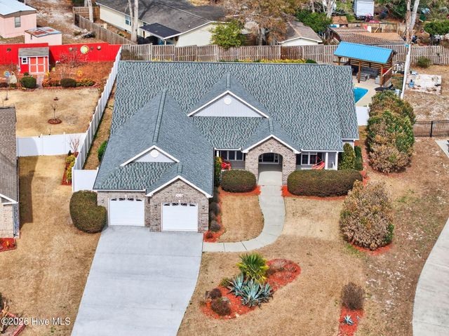 9116 Oak Ridge Plantation Drive SW, Calabash, NC 28467