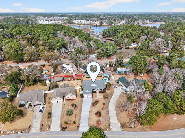 9116 Oak Ridge Plantation Drive SW, Calabash, NC 28467