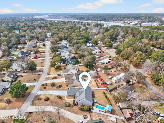 9116 Oak Ridge Plantation Drive SW, Calabash, NC 28467