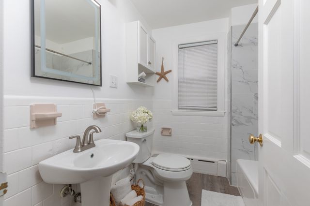 289 Milton St, Dedham, MA 02026