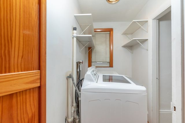 289 Milton St, Dedham, MA 02026