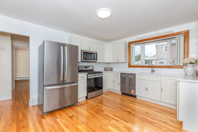 289 Milton St, Dedham, MA 02026