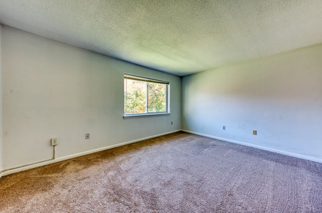 12 Stone Pond Road 12, Tolland, CT 06084