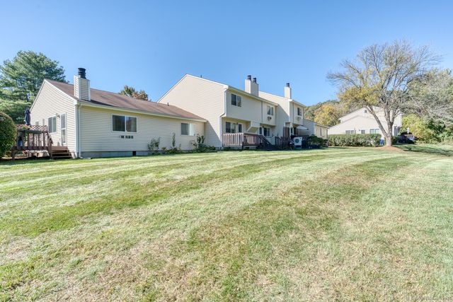 12 Stone Pond Road 12, Tolland, CT 06084