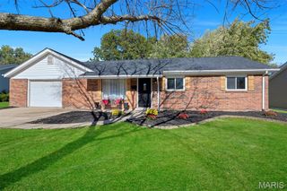 411 Saint Joseph Avenue, O'fallon, MO 63366