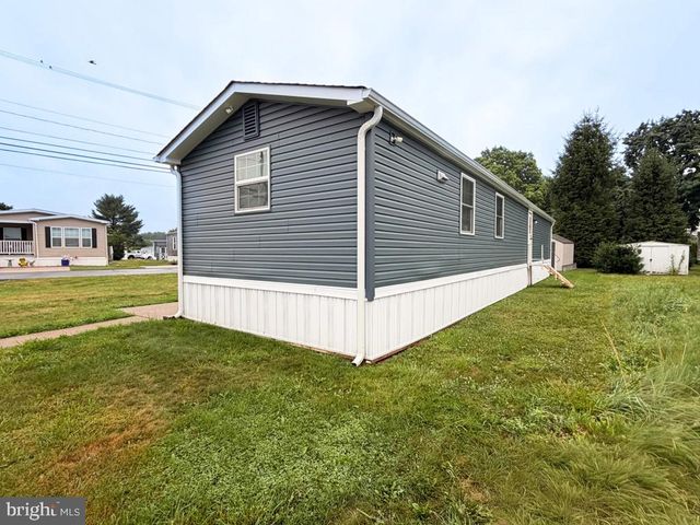 151 HARDING DR, Fairless Hills, PA 19030