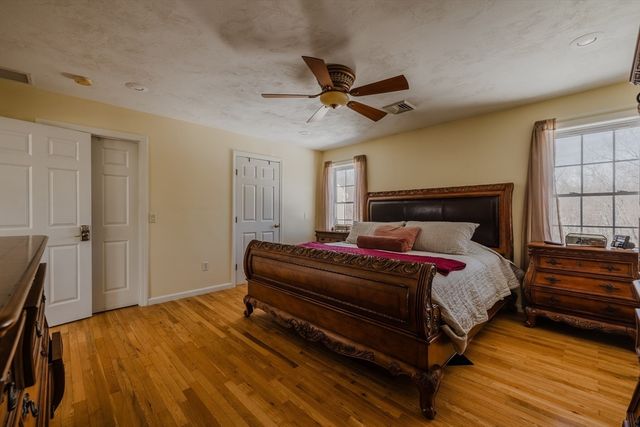 36 Sunrise Ave, Worcester, MA 01606