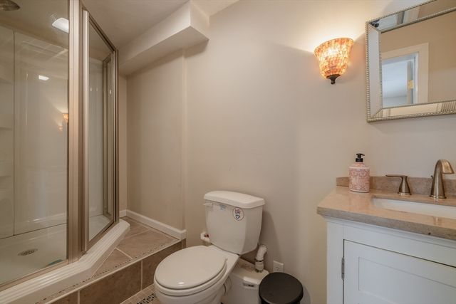 36 Sunrise Ave, Worcester, MA 01606