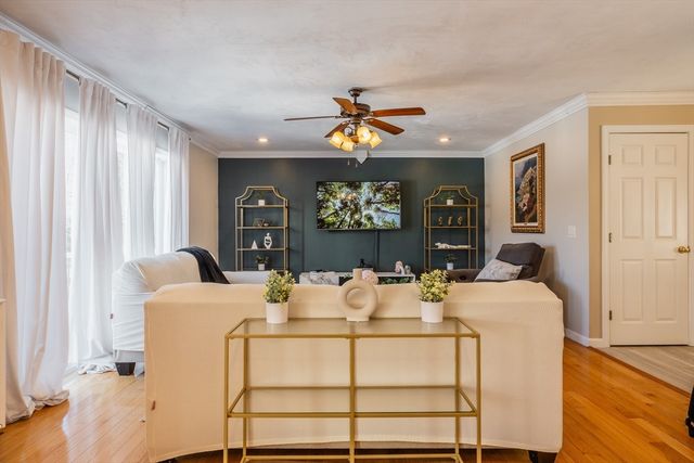 36 Sunrise Ave, Worcester, MA 01606