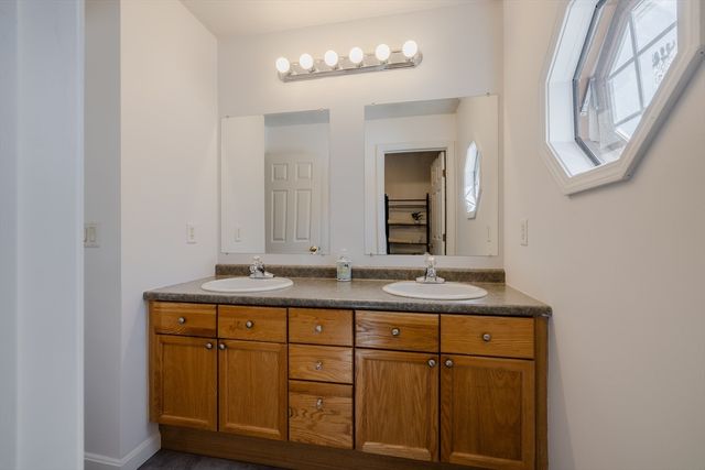 36 Sunrise Ave, Worcester, MA 01606