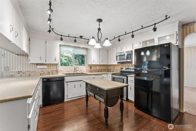 3405 26th Street SE, Puyallup, WA 98374
