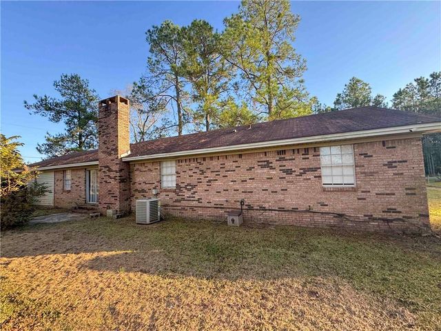 1227 Northgate Drive, Atmore, AL 36502