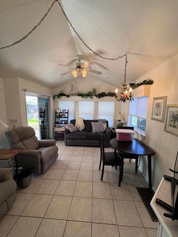 81620 Avenue 49 98a, Indio, CA 92201