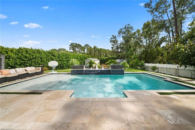 9796 Strike LN, Bonita Springs, FL 34135