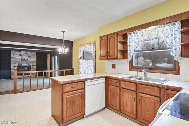 8832 Arrowood Court, Mentor, OH 44060