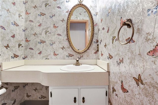 8832 Arrowood Court, Mentor, OH 44060