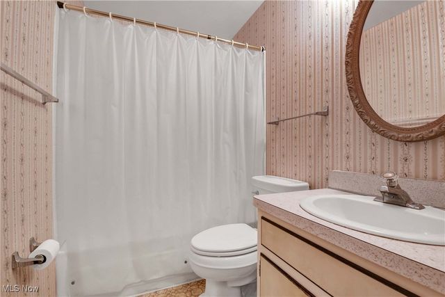 8832 Arrowood Court, Mentor, OH 44060