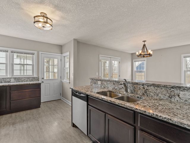 2313 26th Street, Rock Island, IL 61201