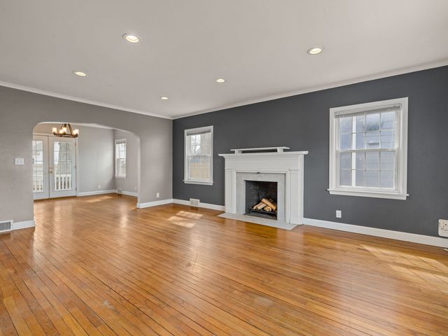 2313 26th Street, Rock Island, IL 61201