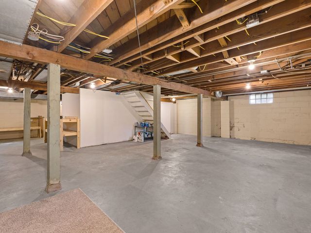 2313 26th Street, Rock Island, IL 61201